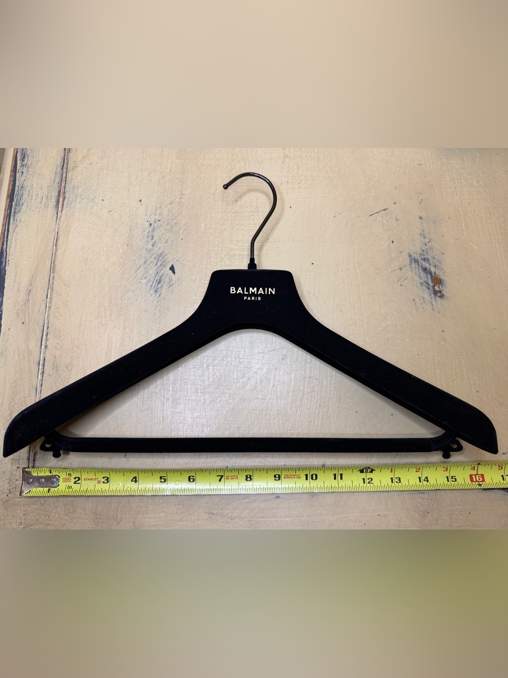 Balmain Hangar Black velvet